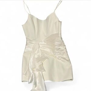 Cinq à Sept Anselle Dress in Ivory Satin NWT